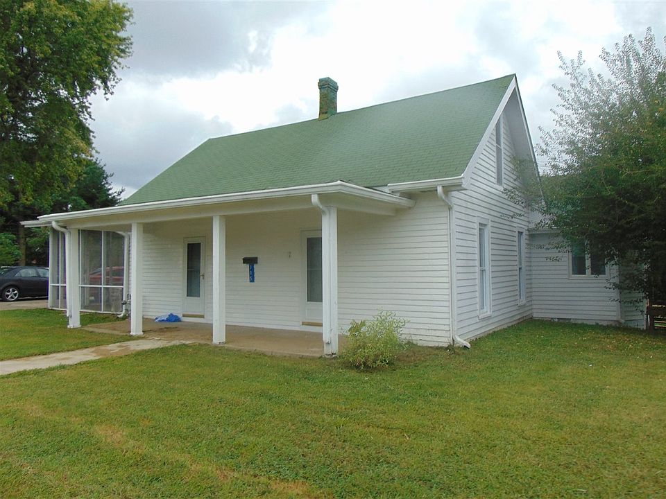 1st image of 305 Walthall St