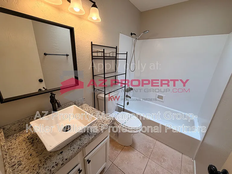 4226 N 22nd St #26 — Photo 11