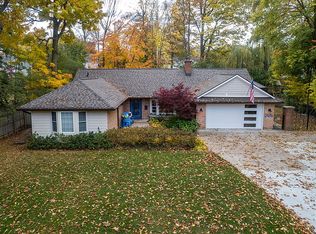 2616 Elmwood Dr SE, East Grand Rapids, MI