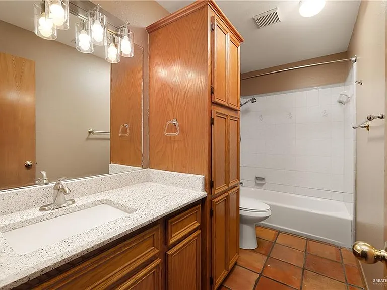 1606 Terrace Dr — Photo 12