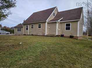 62 Granville Dr, Colchester, NS B6L 5C5