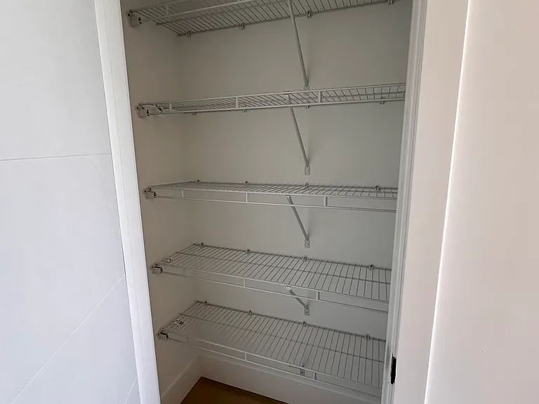 2515 NE 183rd St #B1 — Photo 11