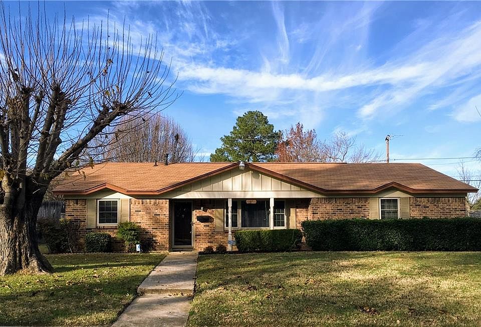1st image of 7209 Yolanda Dr
