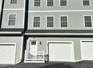 22 Sera Dr #22B, Nottingham, NH 03290