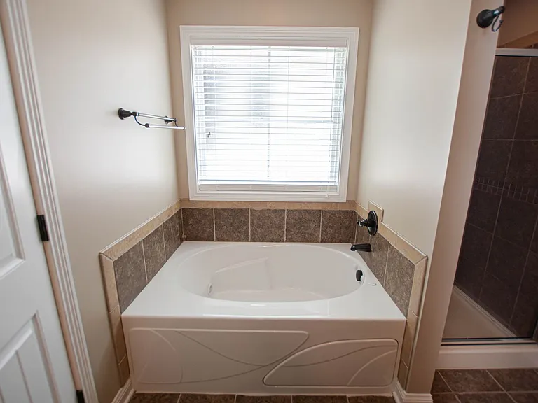 2228 Killington Dr — Photo 14