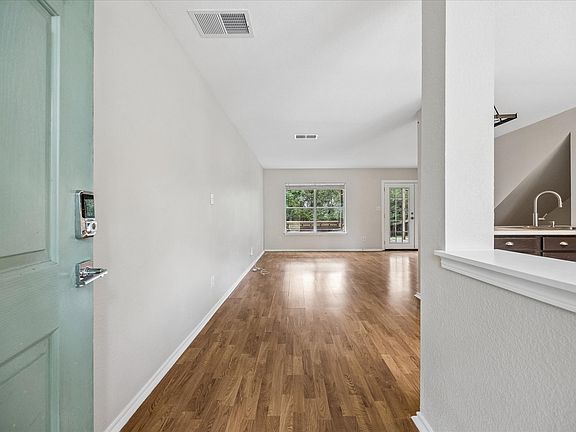 3rd image of 10712 Marshitahs Way