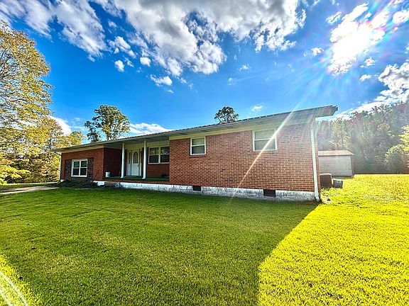 2nd image of 2367 Beckwith Rd