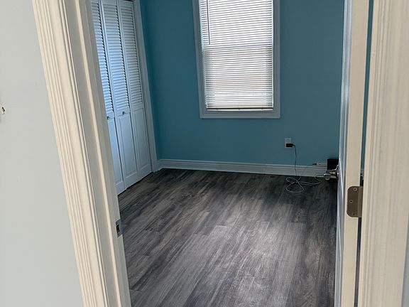 5th image of 47 Lincoln Ave Floor 2