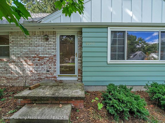 5th image of 3007 Westwood Ave