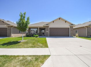 1508 S Wheatland Ave, Sioux Falls, SD 57106