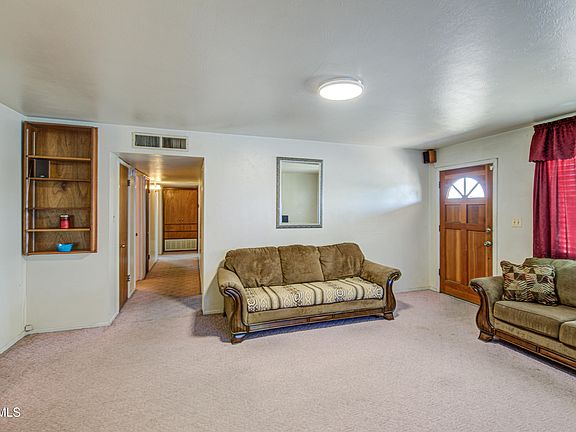 4th image of 3432 W PALMAIRE Avenue