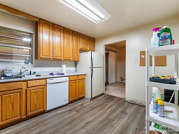 5th image of 1469 Dean Dr