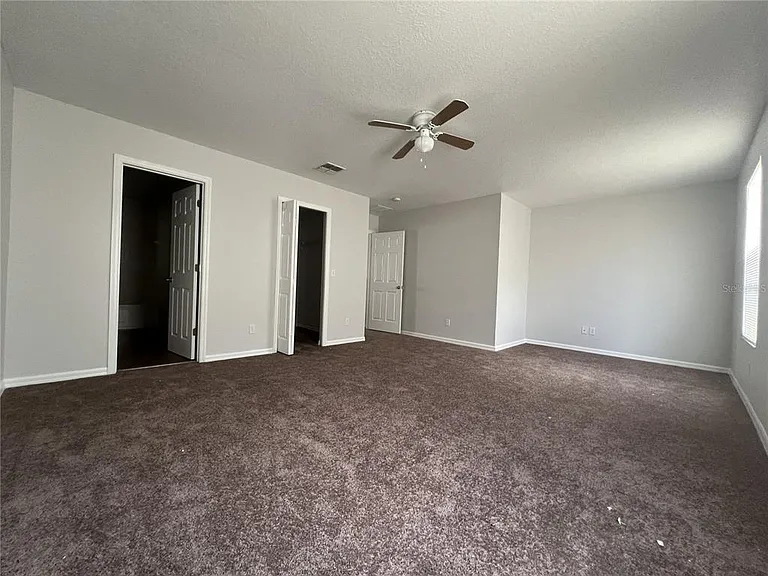 572 Cresting Oak Cir #19 — Photo 13