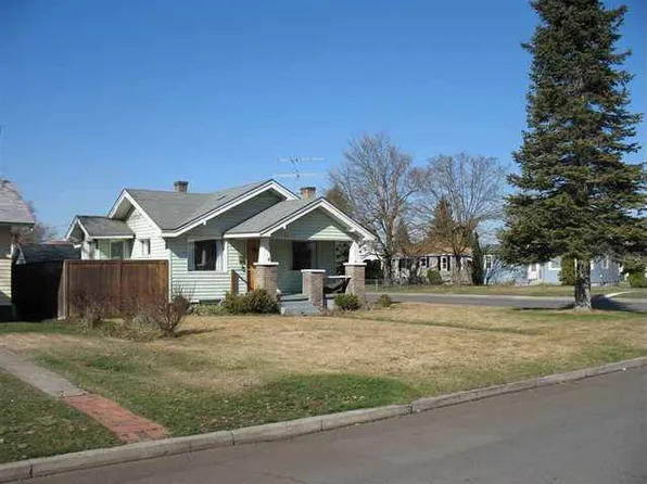 3825 N E St, Spokane, WA 99205