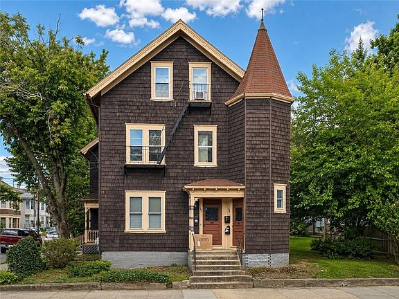 2nd image of 166 Summit St