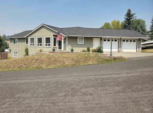 509 Christie St, Troy, ID 83871