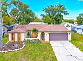 4125 Riverwood Dr, New Port Richey, FL 34653
