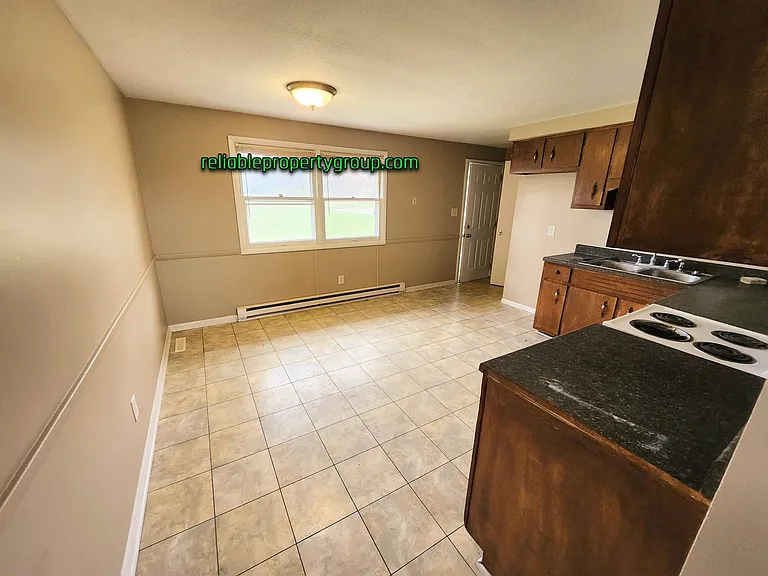 10735 Old Decatur Rd — Photo 5