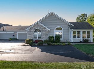 1636 Turnberry Village Dr, Dayton, OH 45458