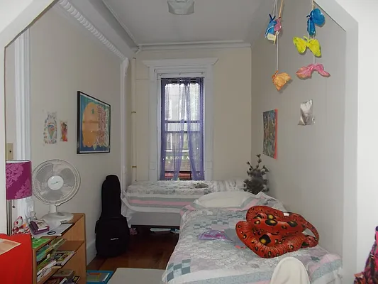Rented by Farran & Associates | media 3