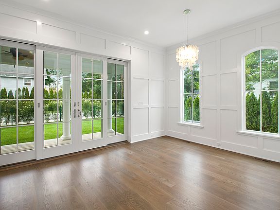 5th image of 93 Burnett St