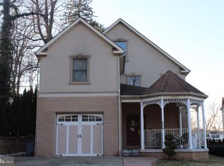 13492 Proctor Rd, Philadelphia, PA 19116