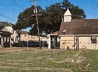 2933 S Liberty St, New Orleans, LA 70115