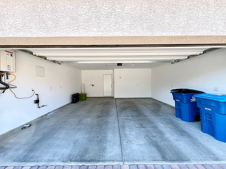 10773 Briset Ct — Photo 17