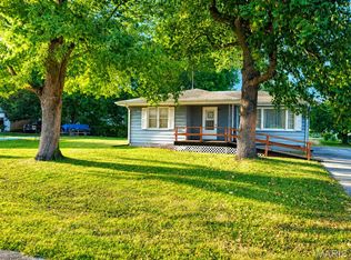 208 Mary St, Hardin, IL 62047