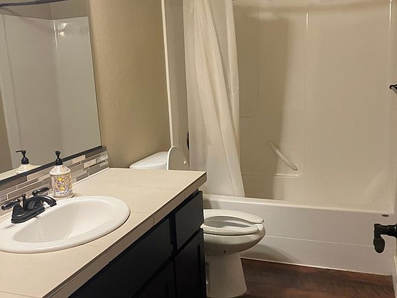 2nd image of 543 SE Annabel Way