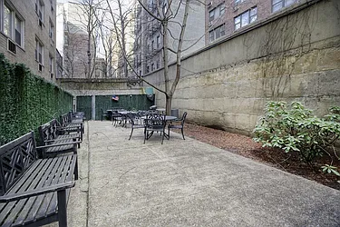 Sold by Utstein Properties