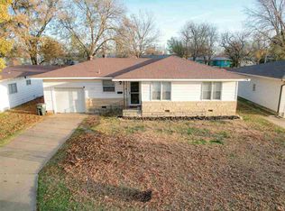 1713 Hudson Dr, Ponca City, OK 74601