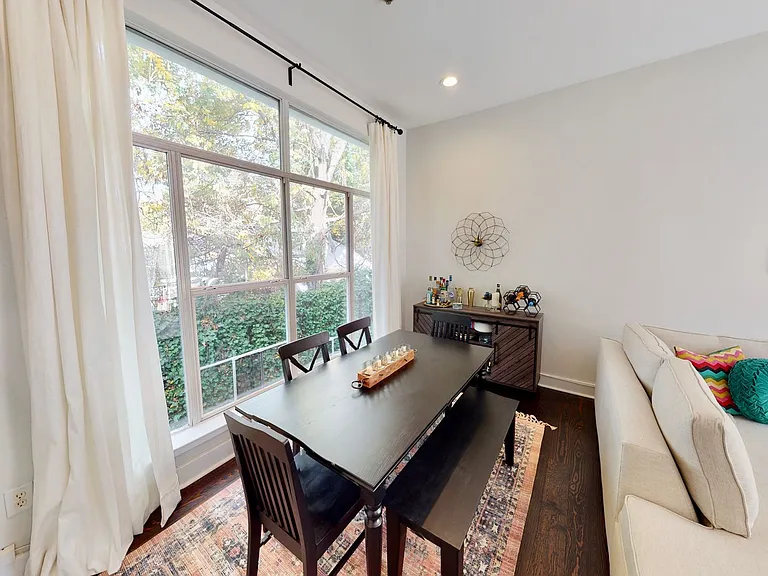 2058 Atherton Heights Ln — Photo 19