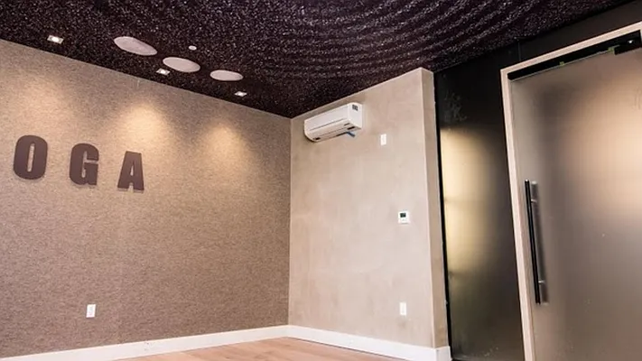 Rented by Nooklyn NYC LLC | media 10