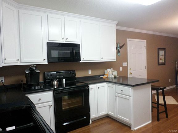 AND ANOTHER VIEW OF KITCHEN