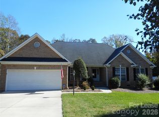 8016 Stevens Mill Rd, Matthews, NC 28104