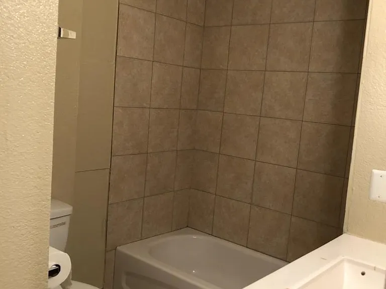 1644 E Palm Ln #3 — Photo 5