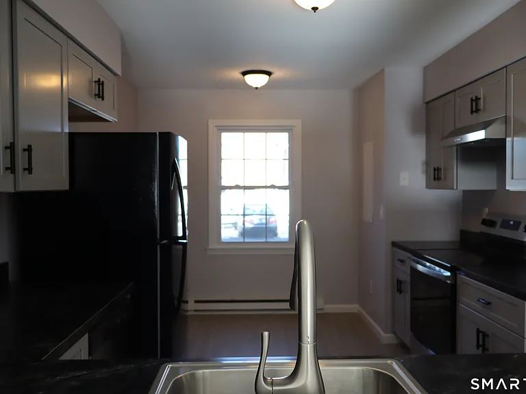 15 Boughton St #4 — Photo 7