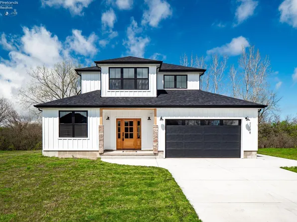 2238 S Harbor Bay Dr, Lakeside Marblehead, OH 43440