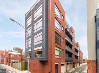 138 N Front St APT 3F, Philadelphia, PA 19106