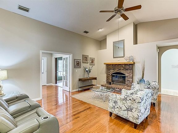 5th image of 13633 2nd Ave E