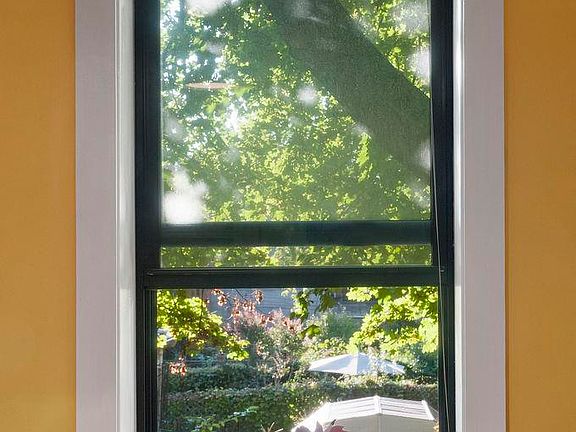 4th image of 35 Clarkson Ave APT 4B