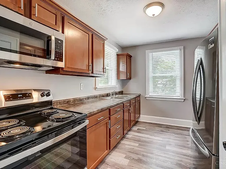 3479 Evanston Ave — Photo 26