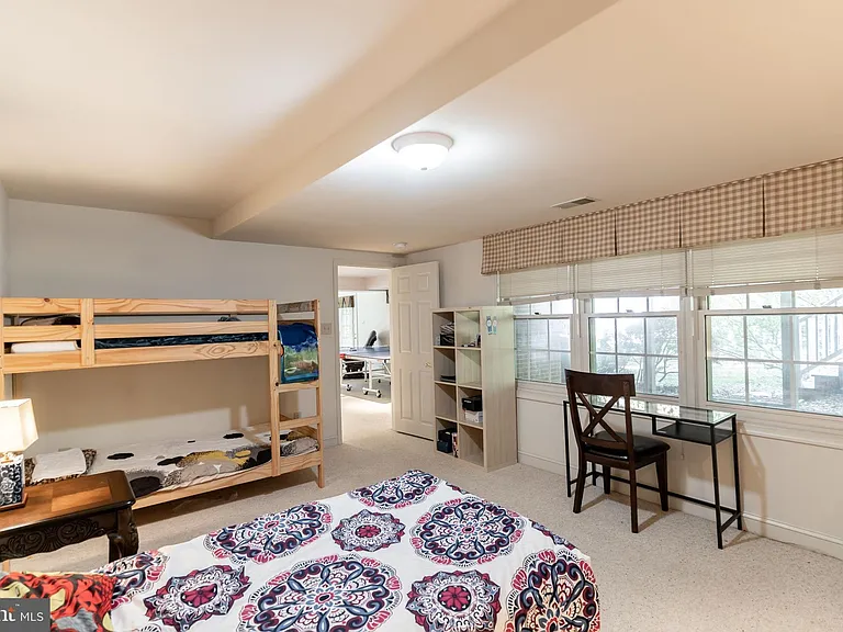 10117 Meyer Point Ter — Photo 28