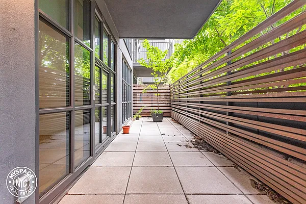 Rented by MySpaceNYC | media 10