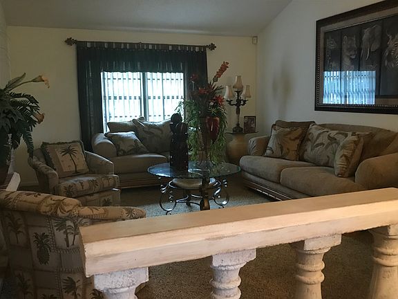 3rd image of 85 Wedgewood Ln