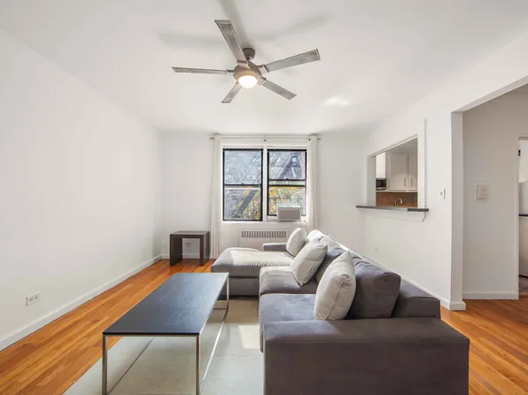 100 Ocean Parkway image 3 of 11