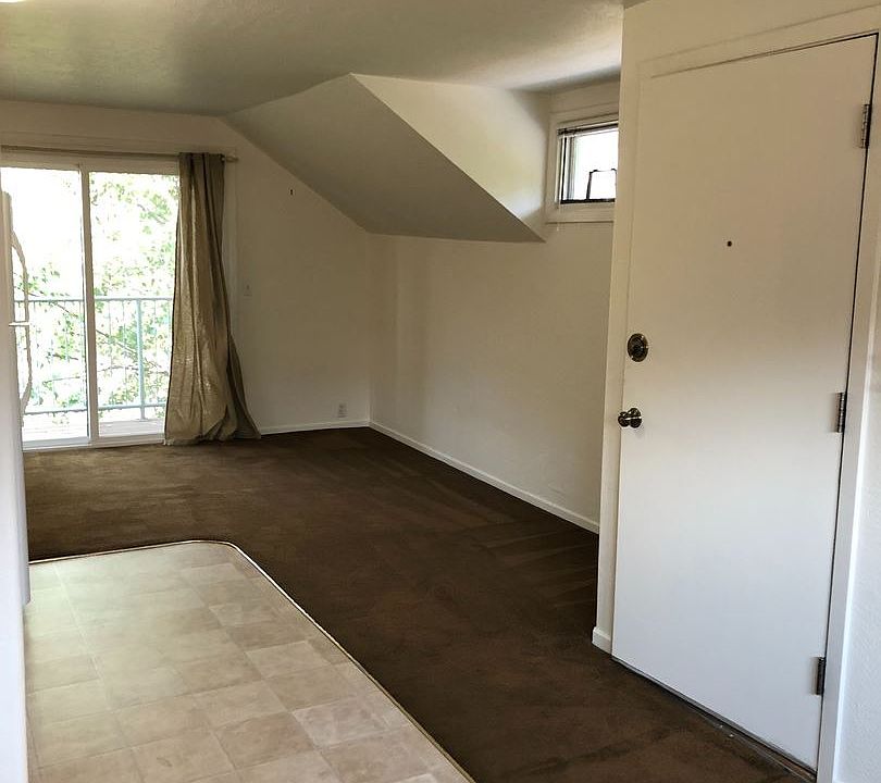 1st image of 258 Palm Ave