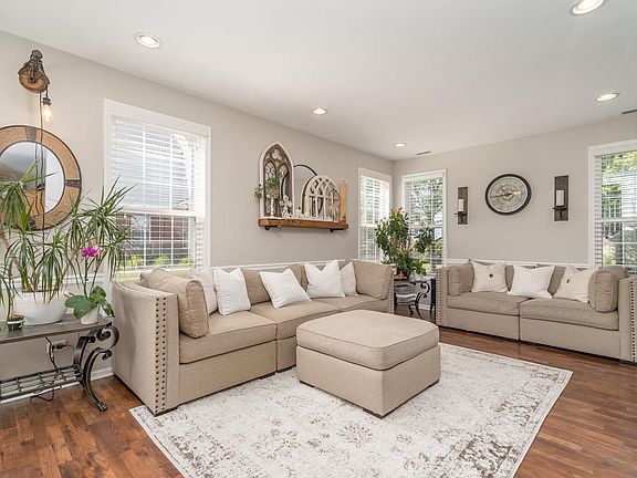 5th image of 24254 W Leski Ln