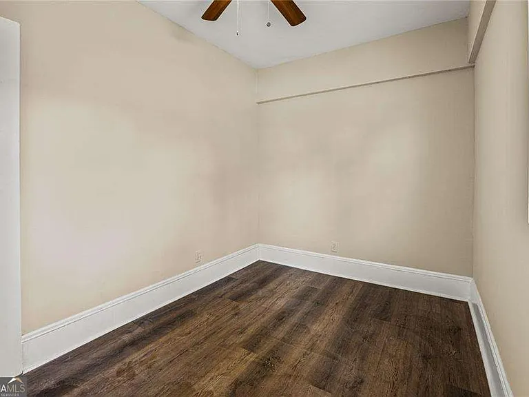 684 S Elizabeth Pl NW — Photo 10